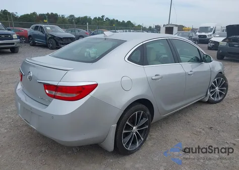 2016 Buick Verano Sport Touring Group z USA, uszkodzony, nr VIN 1G4PW5SK0G4130352